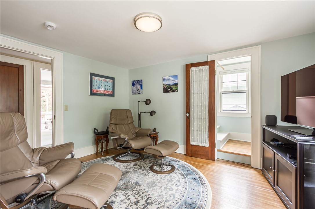 77 Highland Parkway Rochester, NY 14620 - Photo 22 of 31