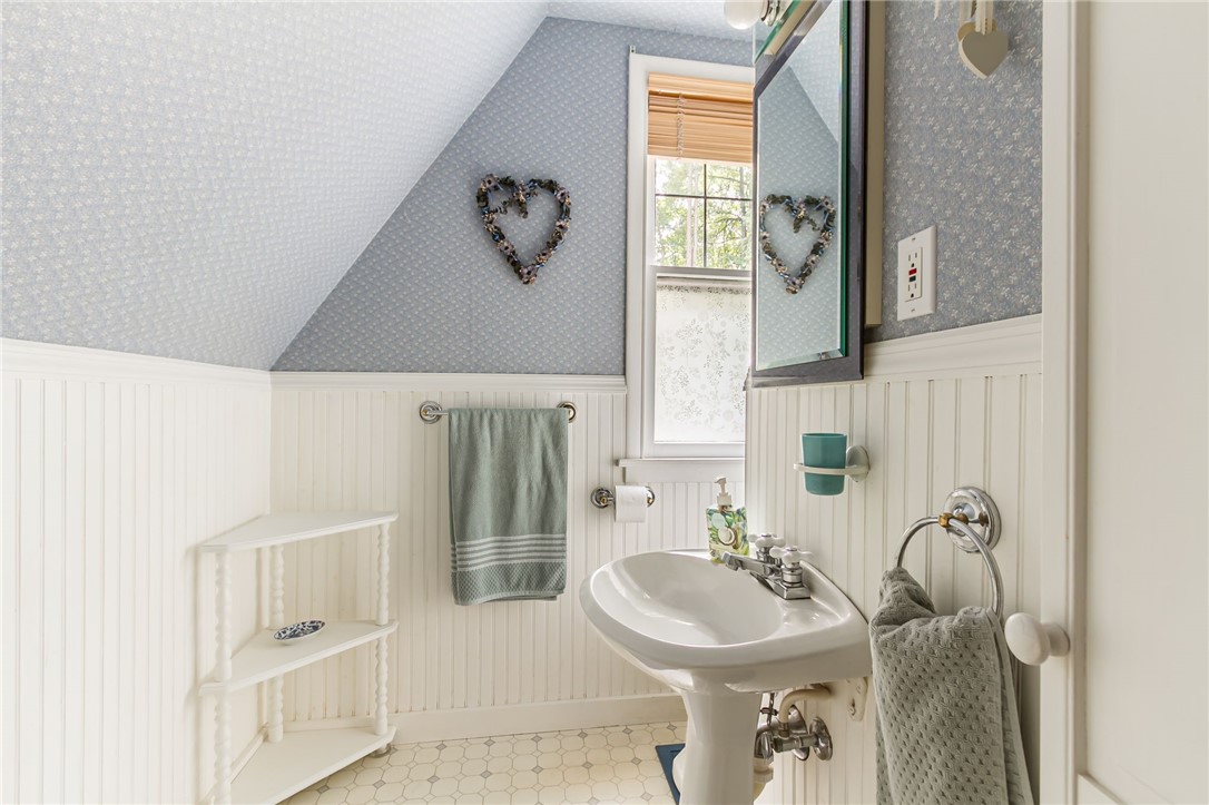 77 Highland Parkway Rochester, NY 14620 - Photo 25 of 31