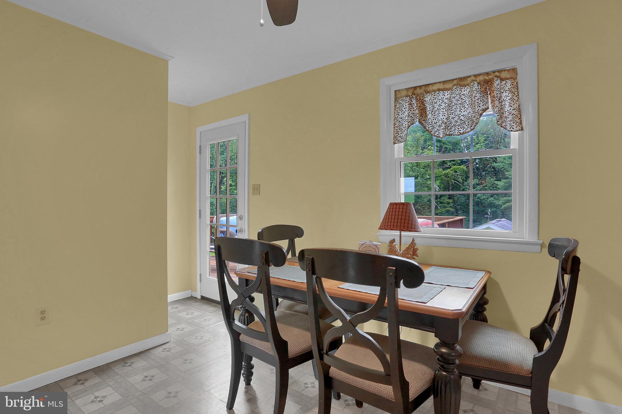 152 Barnhart Road Westminster, MD 21158 - Photo 10 of 42 Gallery Image 10