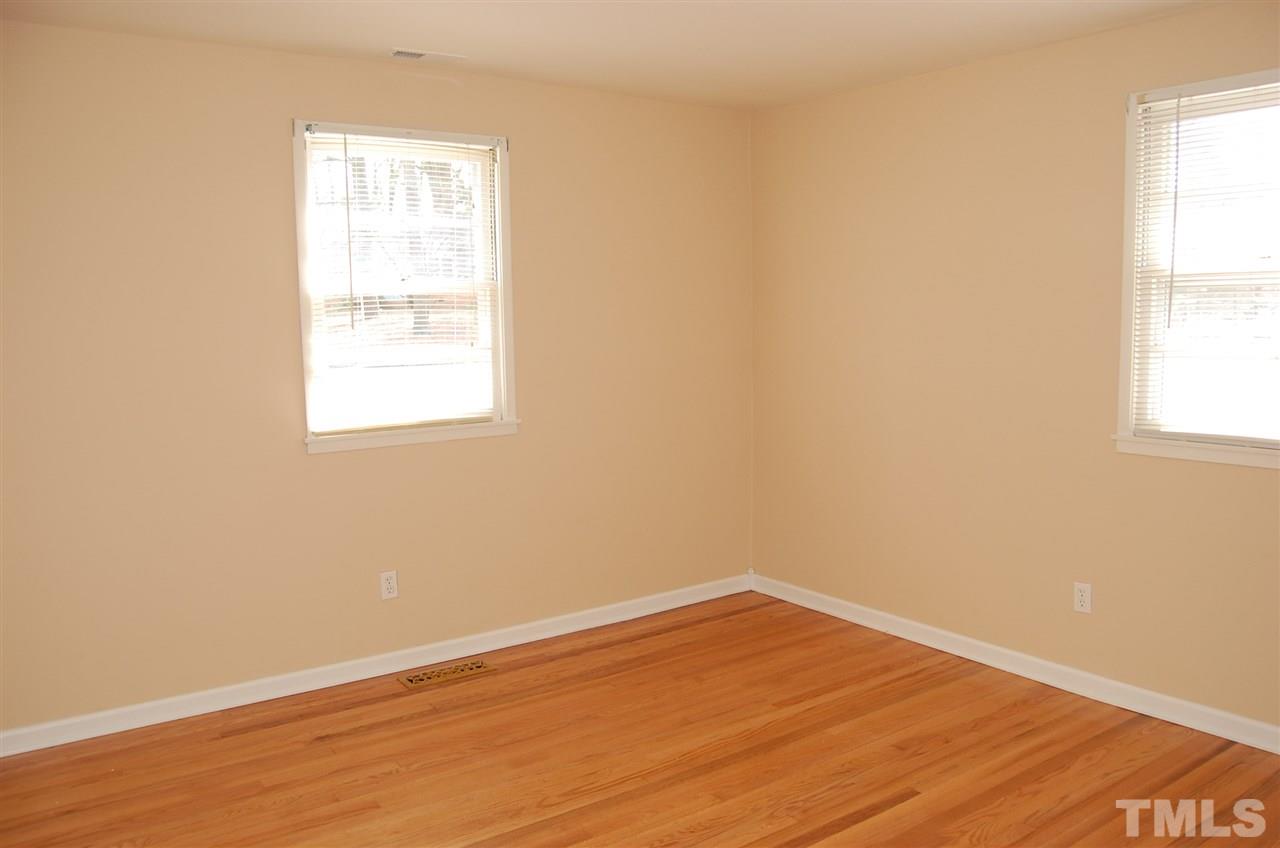 301 Quail Drive Raleigh, NC 27604 - Photo 8 of 23 Gallery Image 8