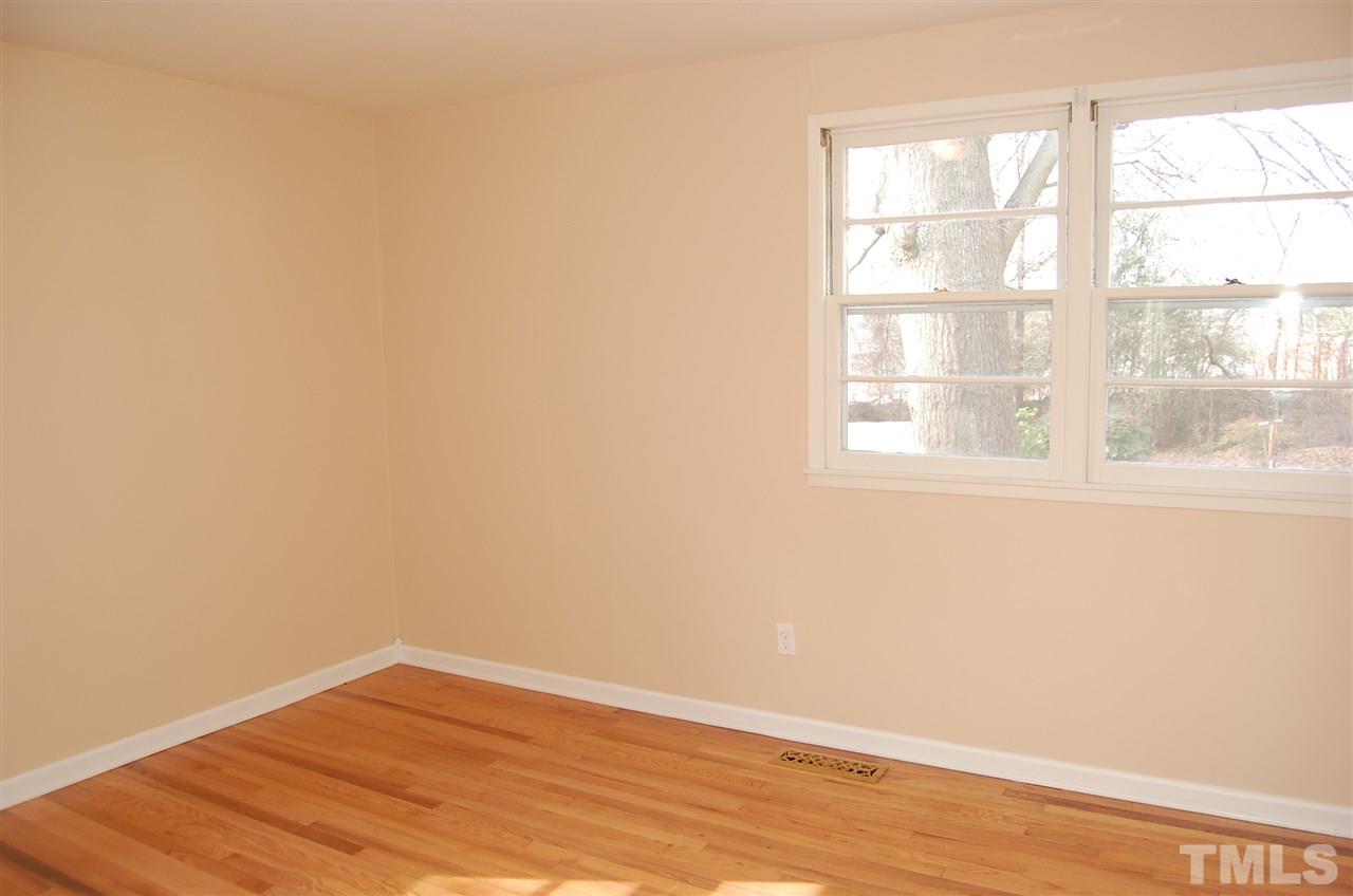 301 Quail Drive Raleigh, NC 27604 - Photo 9 of 23 Gallery Image 9