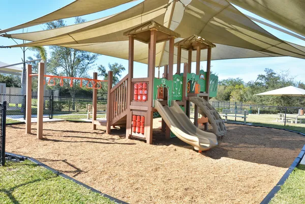 $2,800 | 3524 Carriage Pointe Circle, Fort Pierce, FL 34981