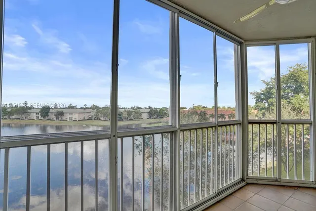 $249,900 | 7763 Southampton Terrace, Unit 403, Tamarac, FL 33321