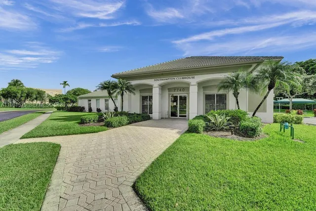 $249,900 | 7763 Southampton Terrace, Unit 403, Tamarac, FL 33321