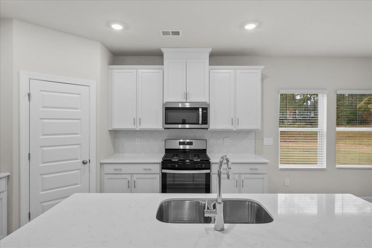 402 Granby Trail Easley, SC 29642 - Photo 16 of 35