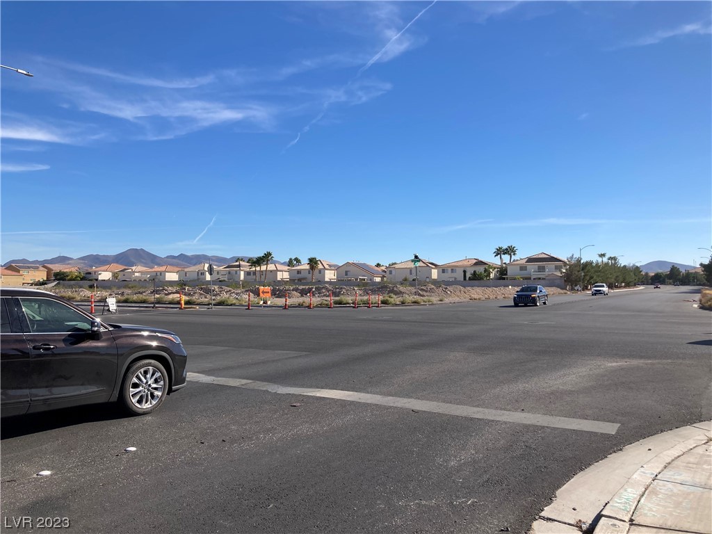 Amigo Las Vegas, NV 89183 - Photo 29 of 33