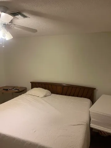 $1,500 | 1030 Pheasant Run Drive, Unit B, Fort Pierce, FL 34982