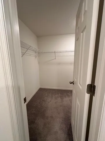 a view of utility room