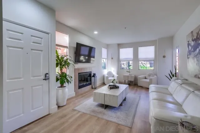 $444,999 | 18650 Caminito Cantilena, Unit 291, San Diego, CA 92128