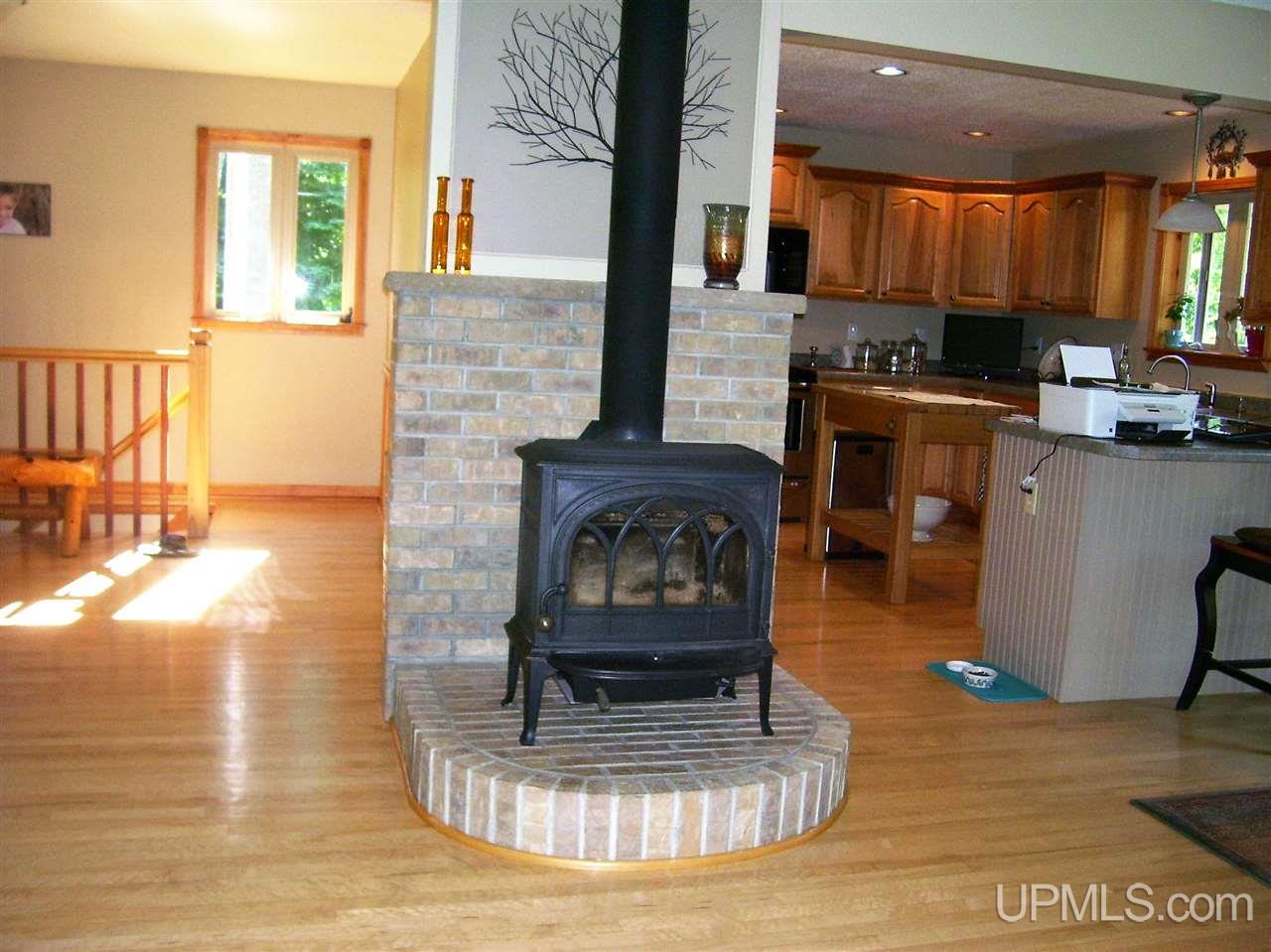 E6317 Snow Summit Road Bessemer, MI 49911 - Photo 5 of 23 Gallery Image 5
