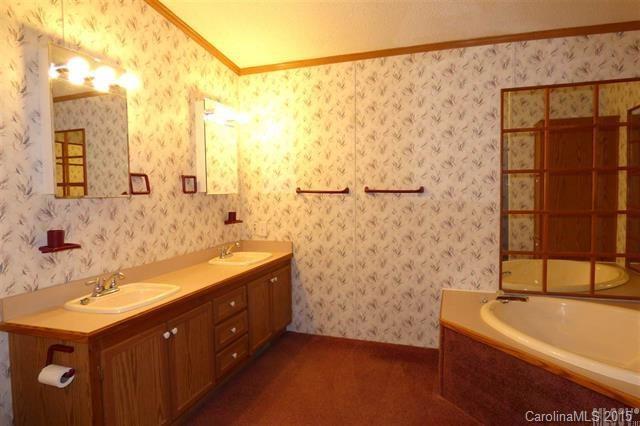 4674 County Home Road Conover, NC 28613 - Photo 11 of 23 Gallery Image 11