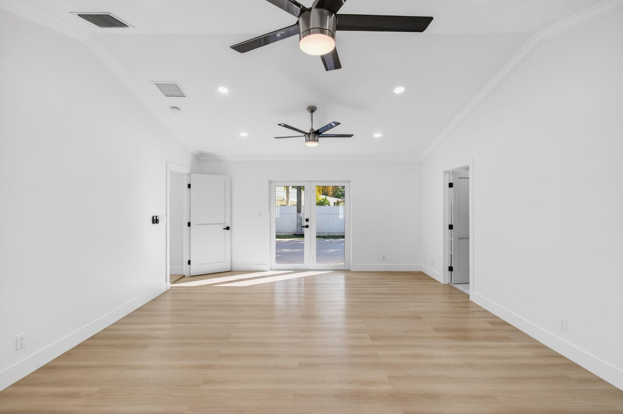 360 Southwest 2nd Street Boca Raton, FL 33432 - Photo 32 of 100 32-web-or-mls-DSC_6068