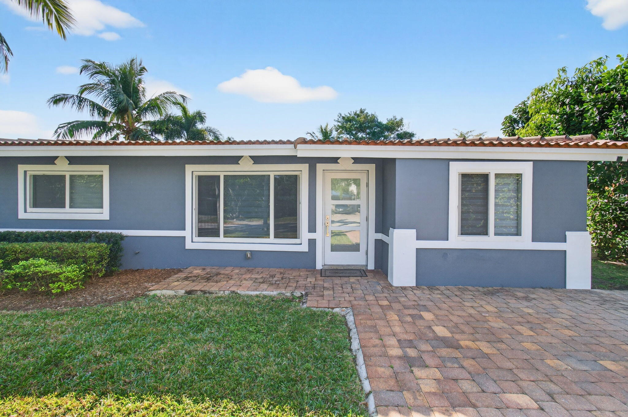 360 Southwest 2nd Street Boca Raton, FL 33432 - Photo 7 of 100 7-web-or-mls-DSC_6403
