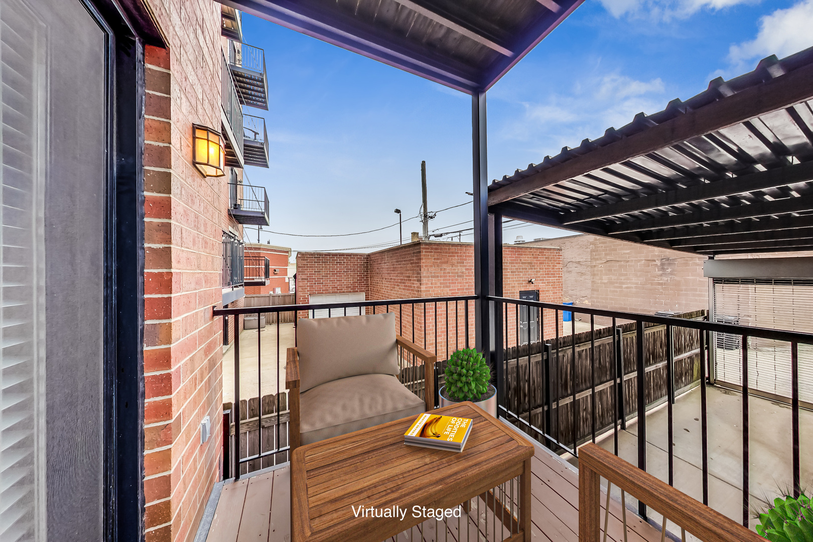 2346 West Roscoe Street, Unit 1 Chicago, IL 60618 - Photo 13 of 37