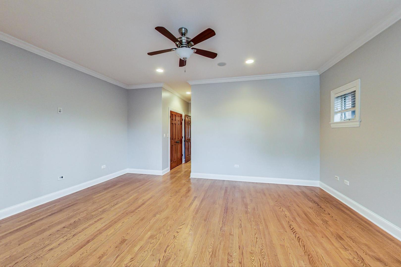 2346 West Roscoe Street, Unit 1 Chicago, IL 60618 - Photo 30 of 37