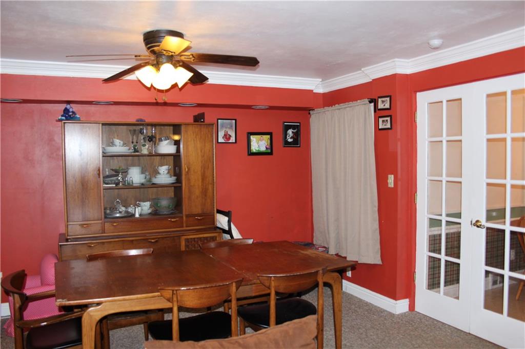 2824 Reiter Road Pittsburgh, PA 15235 - Photo 11 of 18 Dining Room