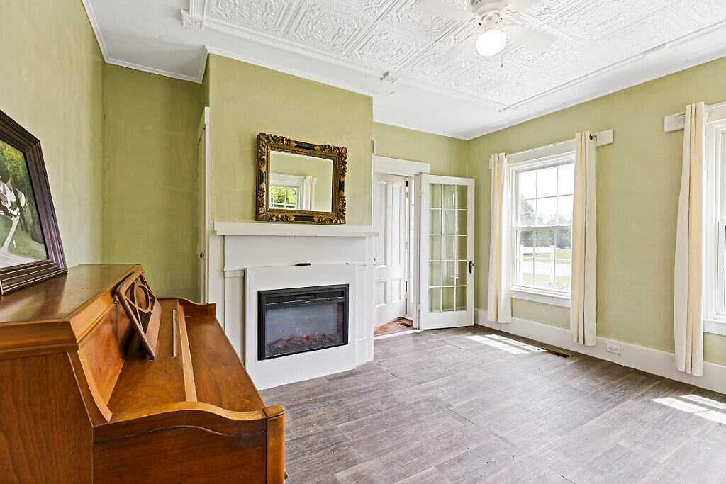 1053 Mercer Road Mercer, ME 04957 - Photo 34 of 65 23_BP5A2570_DxO_mls