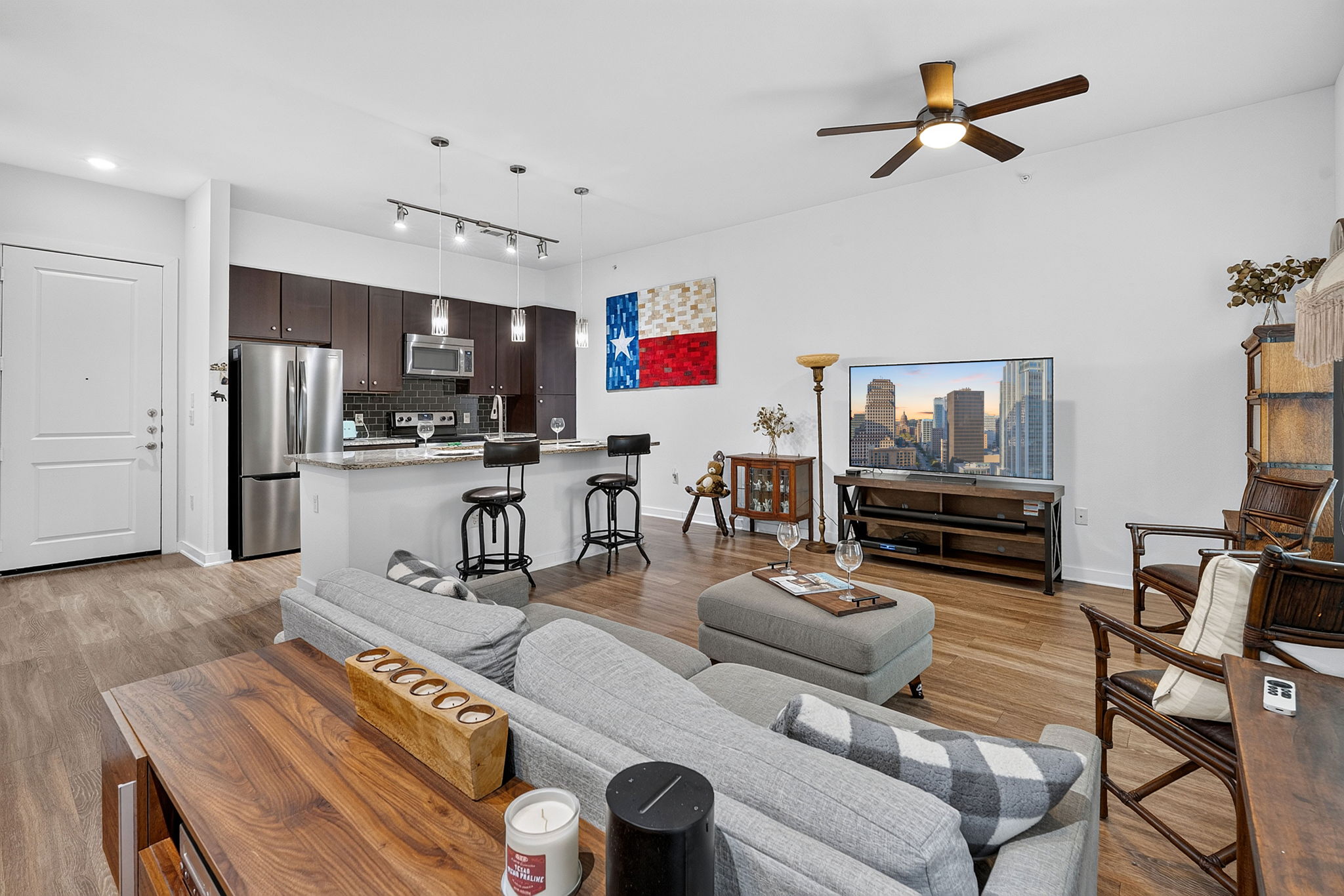 1900 Barton Springs Road, Unit 2047 Austin, TX 78704 - Photo 1 of 40 Gallery Image 1