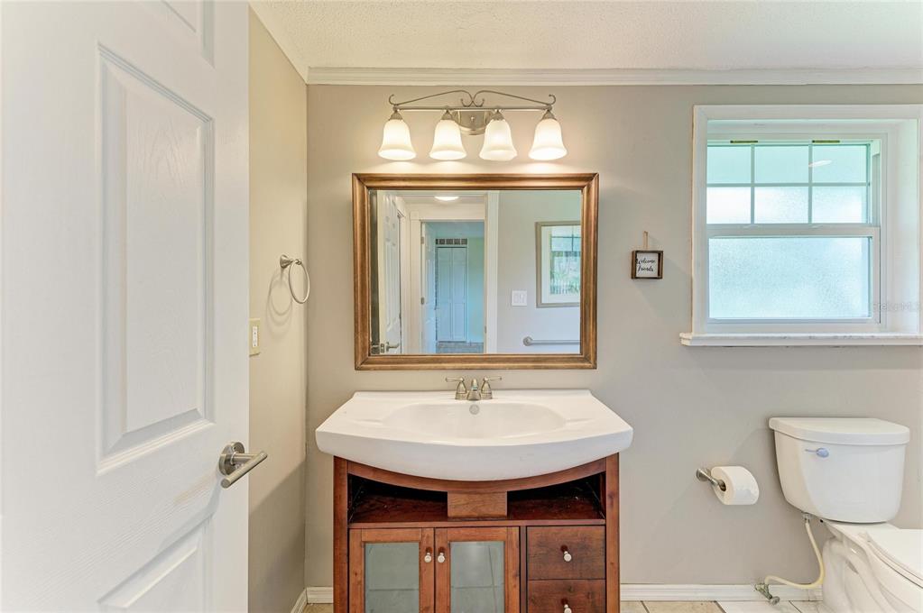 4400 Zenith Road Venice, FL 34293 - Photo 11 of 16