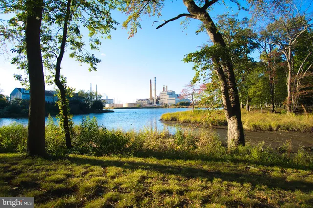 $374,999 | 1539 Stoney Beach Way, Curtis Bay, MD 21226