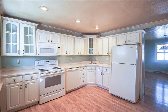 $250,000 | 388 Porte Street, Oakmont, PA 15139