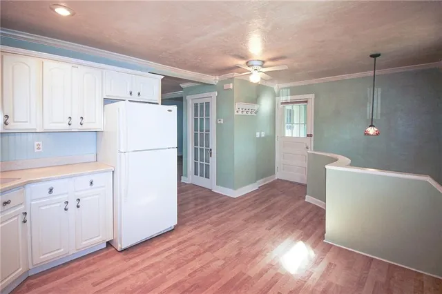 $250,000 | 388 Porte Street, Oakmont, PA 15139