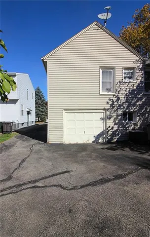 $250,000 | 388 Porte Street, Oakmont, PA 15139