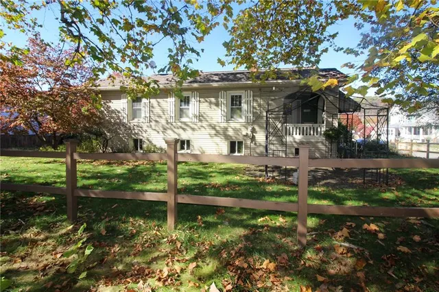 $250,000 | 388 Porte Street, Oakmont, PA 15139