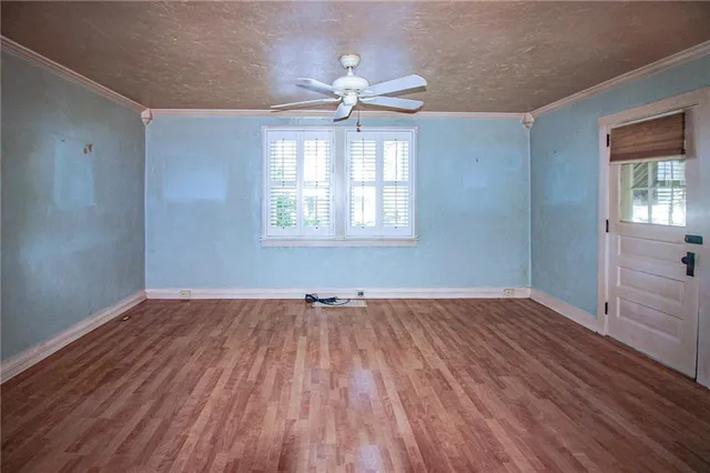 $250,000 | 388 Porte Street, Oakmont, PA 15139