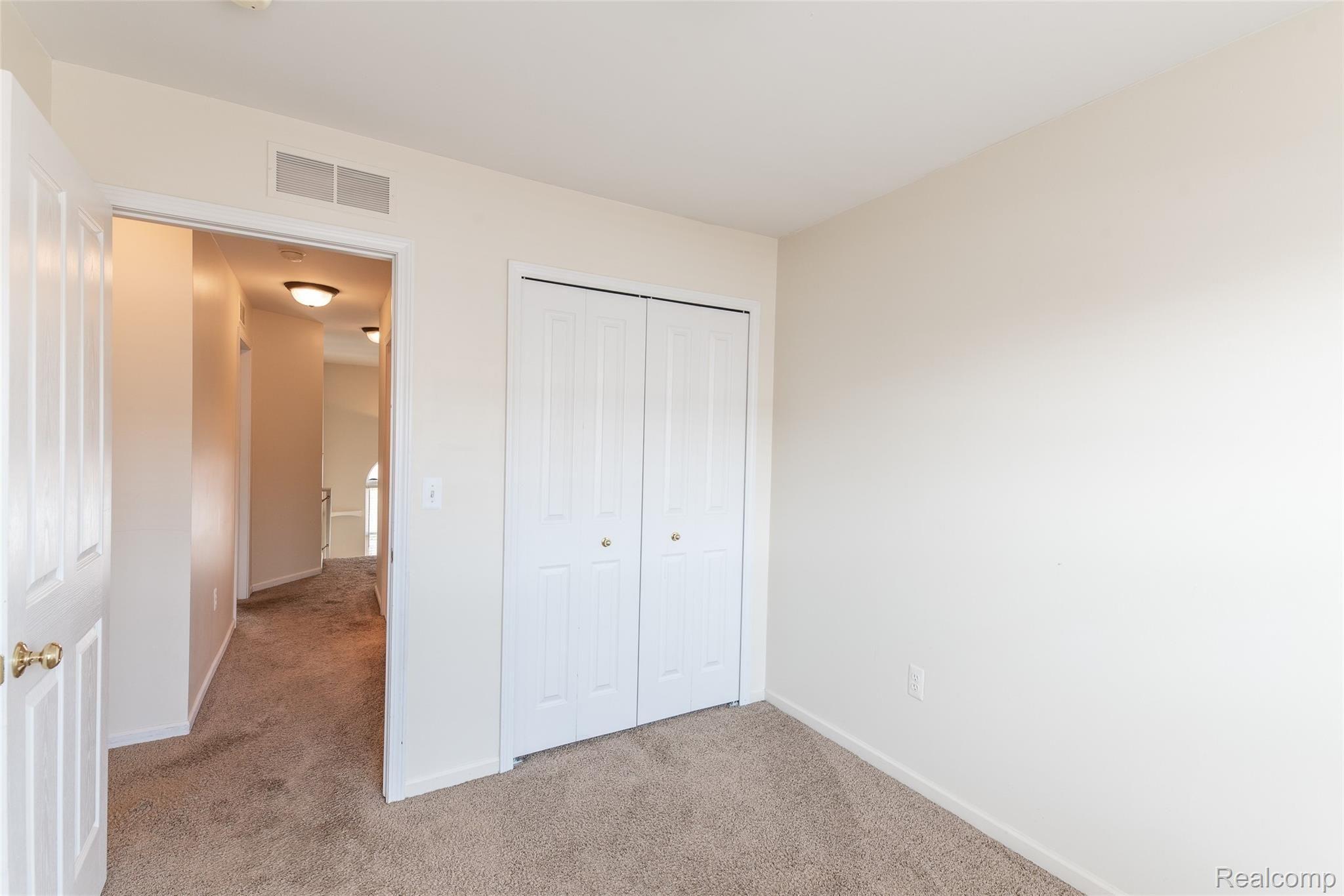 20242 Rodeo Court Southfield, MI 48075 - Photo 23 of 34 Rodeo-25.jpg