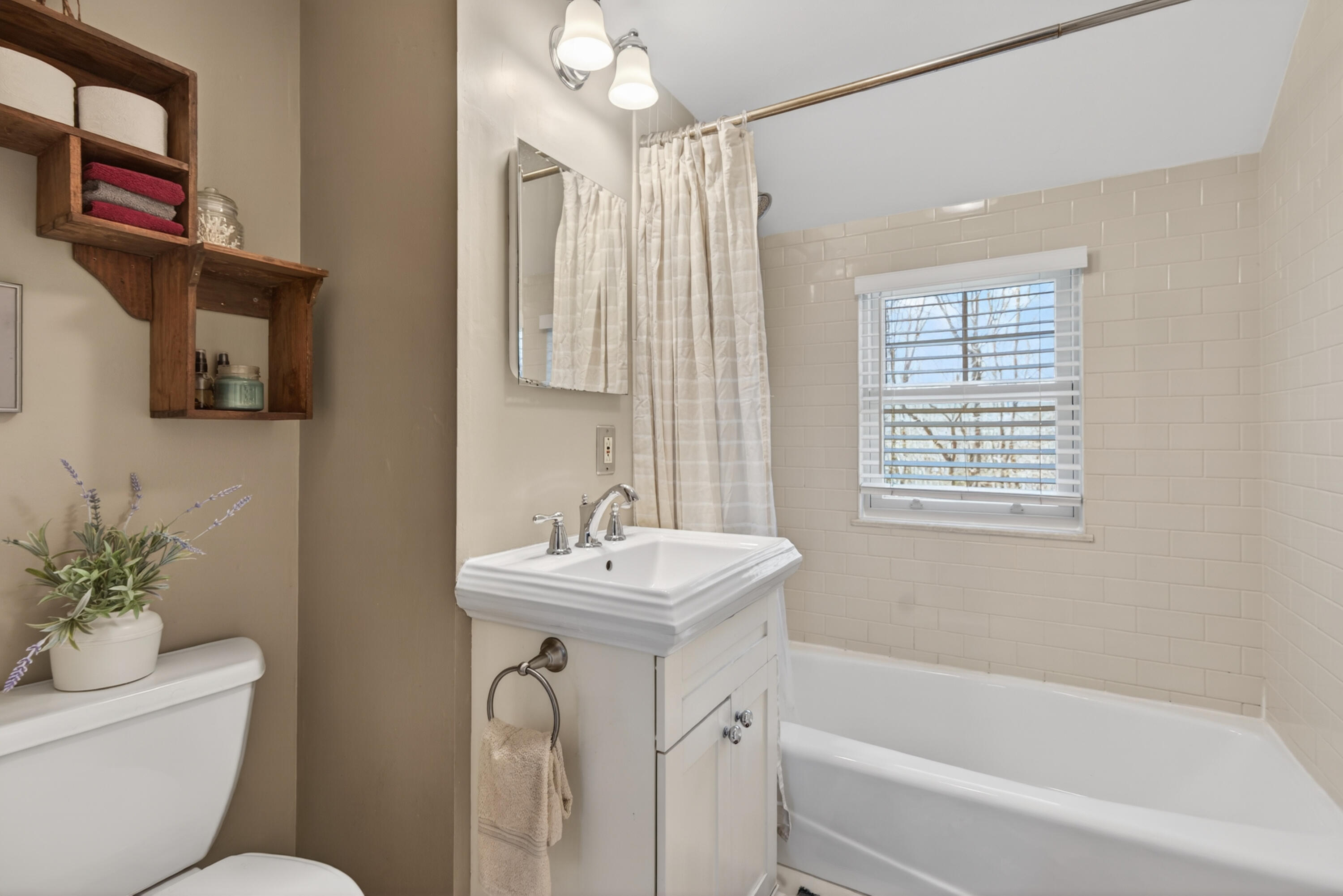 14 Hillview Road Gorham, ME 04038 - Photo 25 of 37 DSC08484