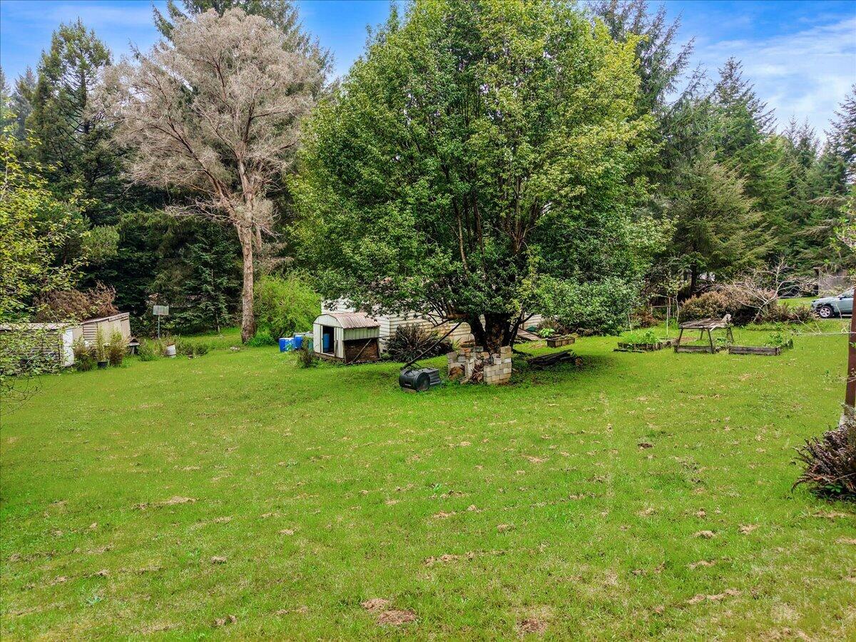 875 Alder Grove Road Arcata, CA 95521 - Photo 7 of 13