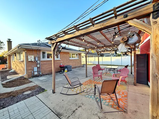 $499,000 | 311 South Main Street, Mount Prospect, IL 60056