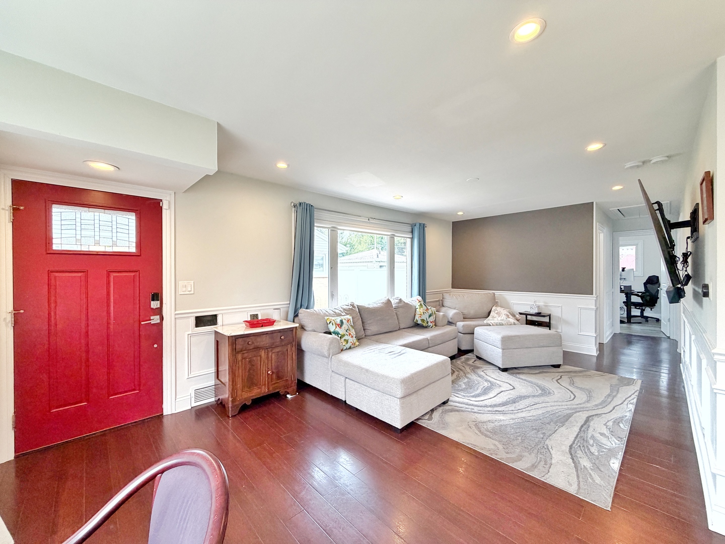 311 South Main Street Mount Prospect, IL 60056 - Photo 4 of 42