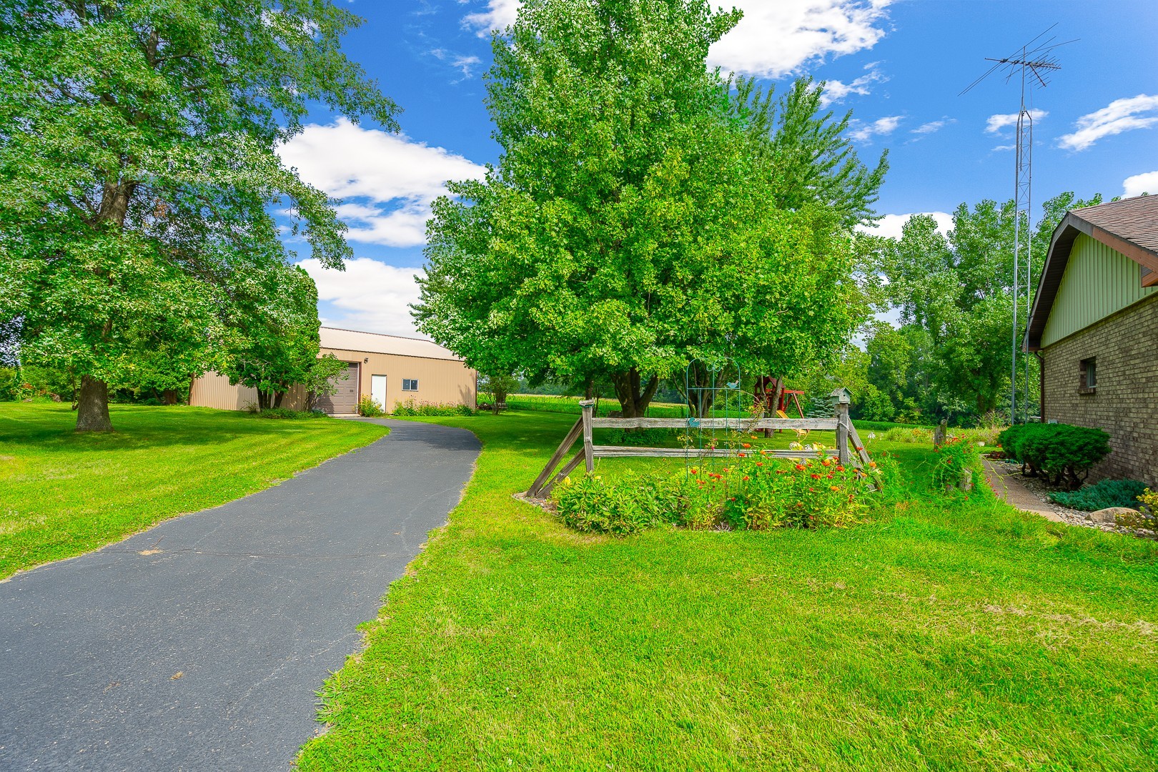 940 West Dupont Road Morris, IL 60450 - Photo 26 of 42
