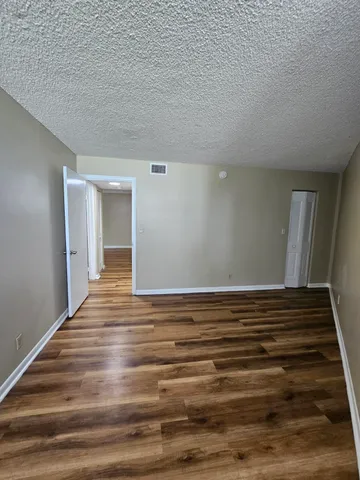 $1,675 | 1900 North Congress Avenue, Unit 205, West Palm Beach, FL 33401