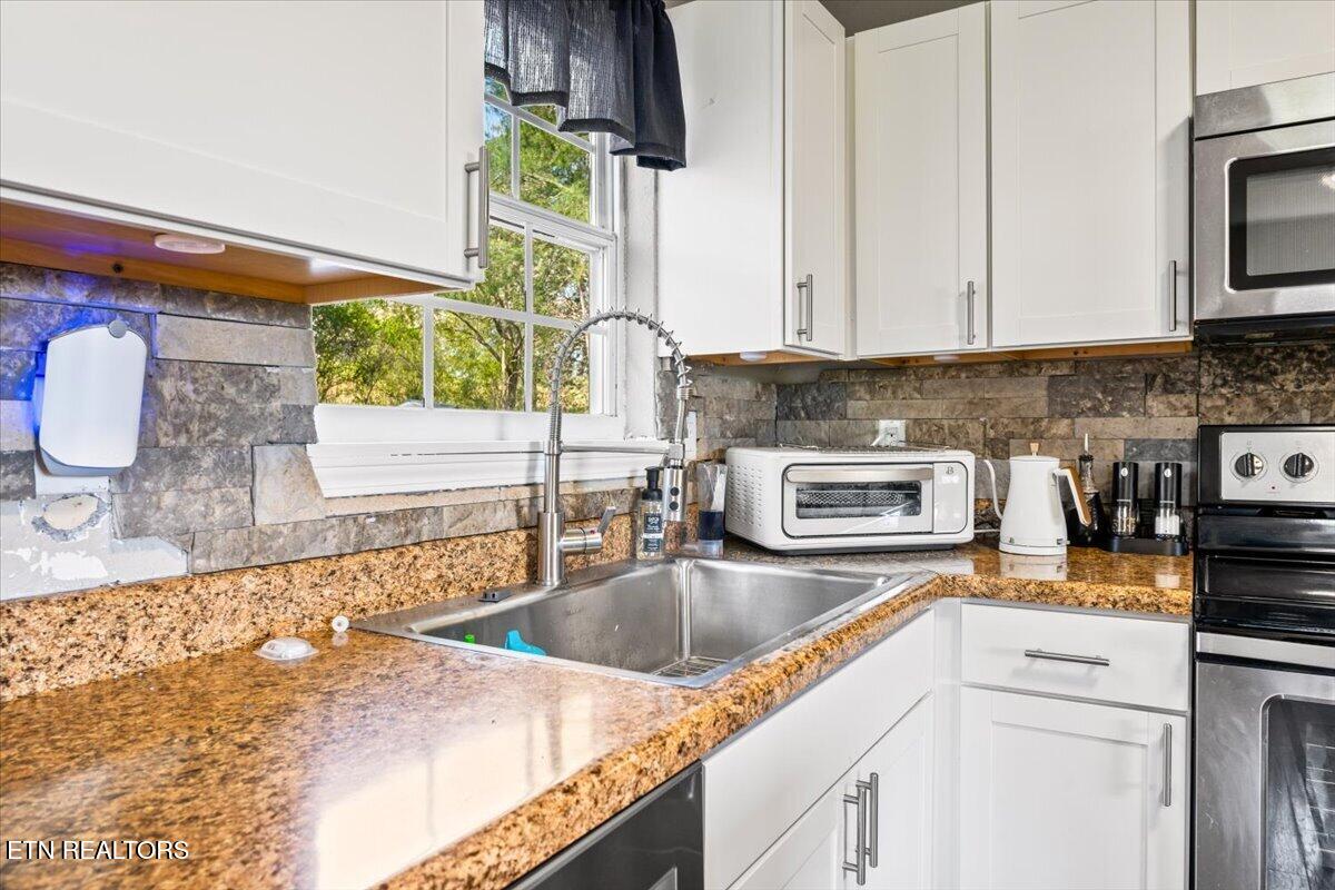 257 Gamble Lane La Follette, TN 37766 - Photo 16 of 49 16-257 Gamble Ln