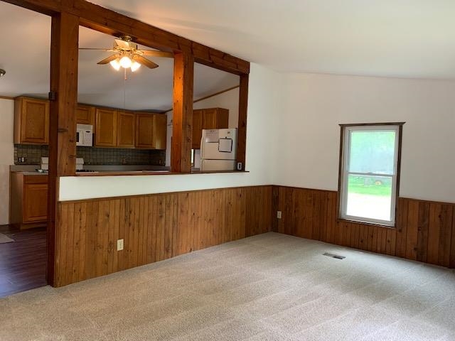 300 North Stevens Road Lake City, MI 49651 - Photo 8 of 35 1901018-8.JPG