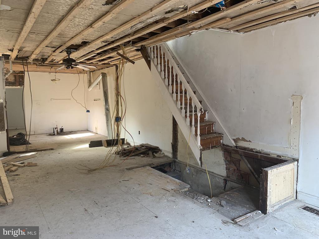 2619 Reed Street Philadelphia, PA 19146 - Photo 8 of 23