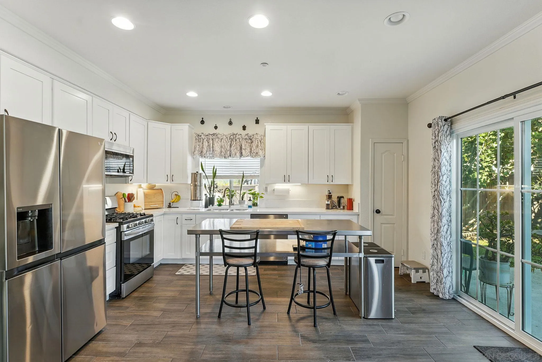 5058 Lake Circle Road Fallbrook, CA 92028 - Photo 12 of 40 Gallery Image 12