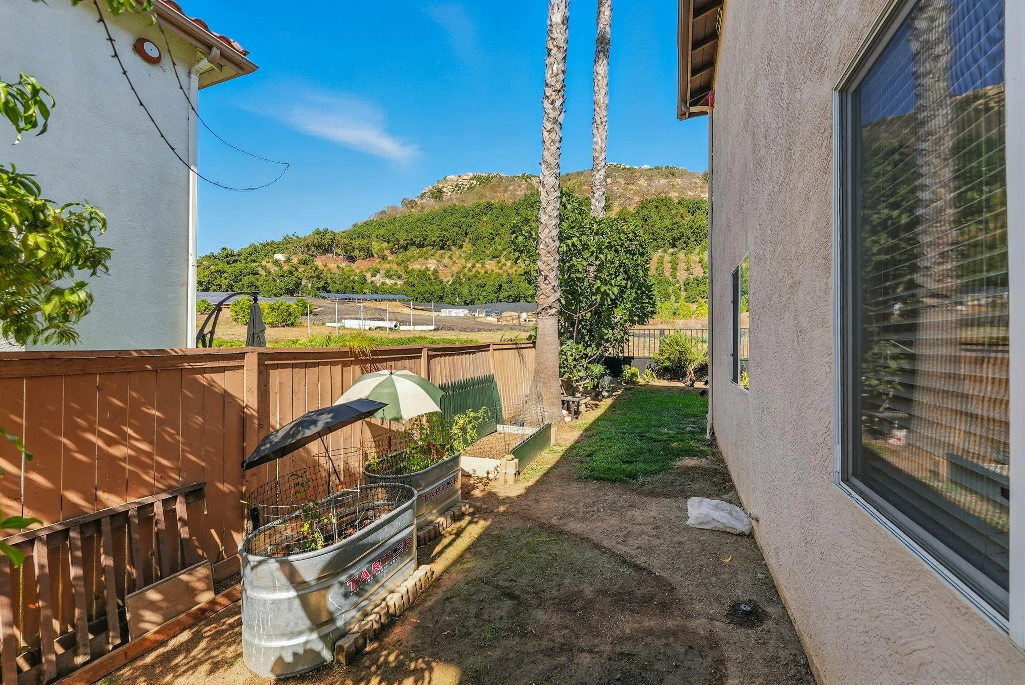 5058 Lake Circle Road Fallbrook, CA 92028 - Photo 5 of 40 Gallery Image 5