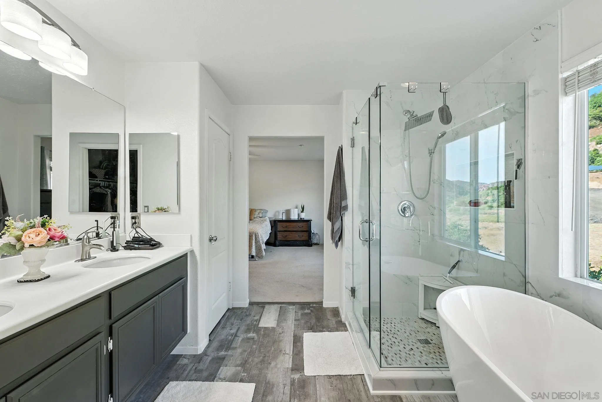 5058 Lake Circle Road Fallbrook, CA 92028 - Photo 6 of 40 Gallery Image 6