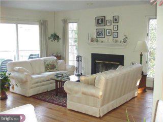90 Andover Court Wayne, PA 19087 - Photo 3 of 6 Gallery Image 3