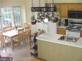 90 Andover Court Wayne, PA 19087 - Photo 4 of 6 Gallery Image 4