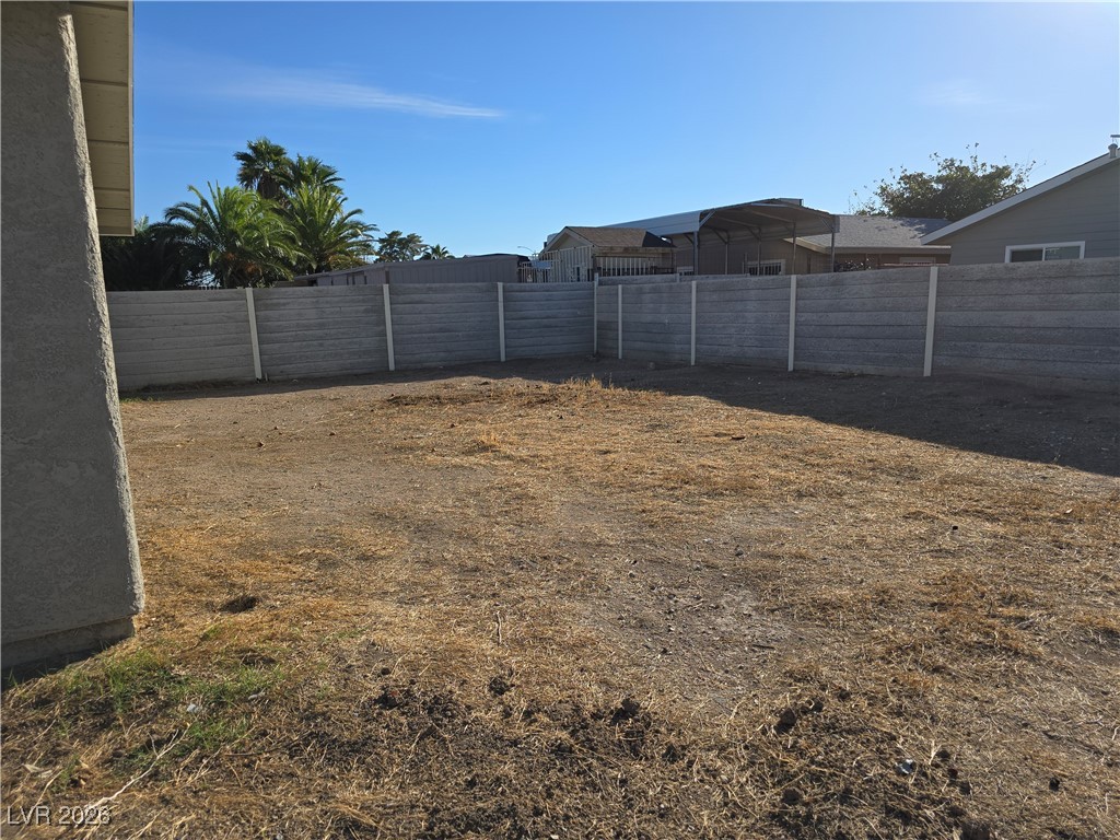 4219 Studio Street Las Vegas, NV 89115 - Photo 33 of 33 View of yard