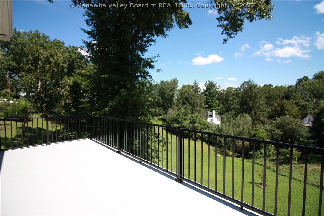 1729 Loudon Heights Road Charleston, WV 25314 - Photo 11 of 30 Gallery Image 11
