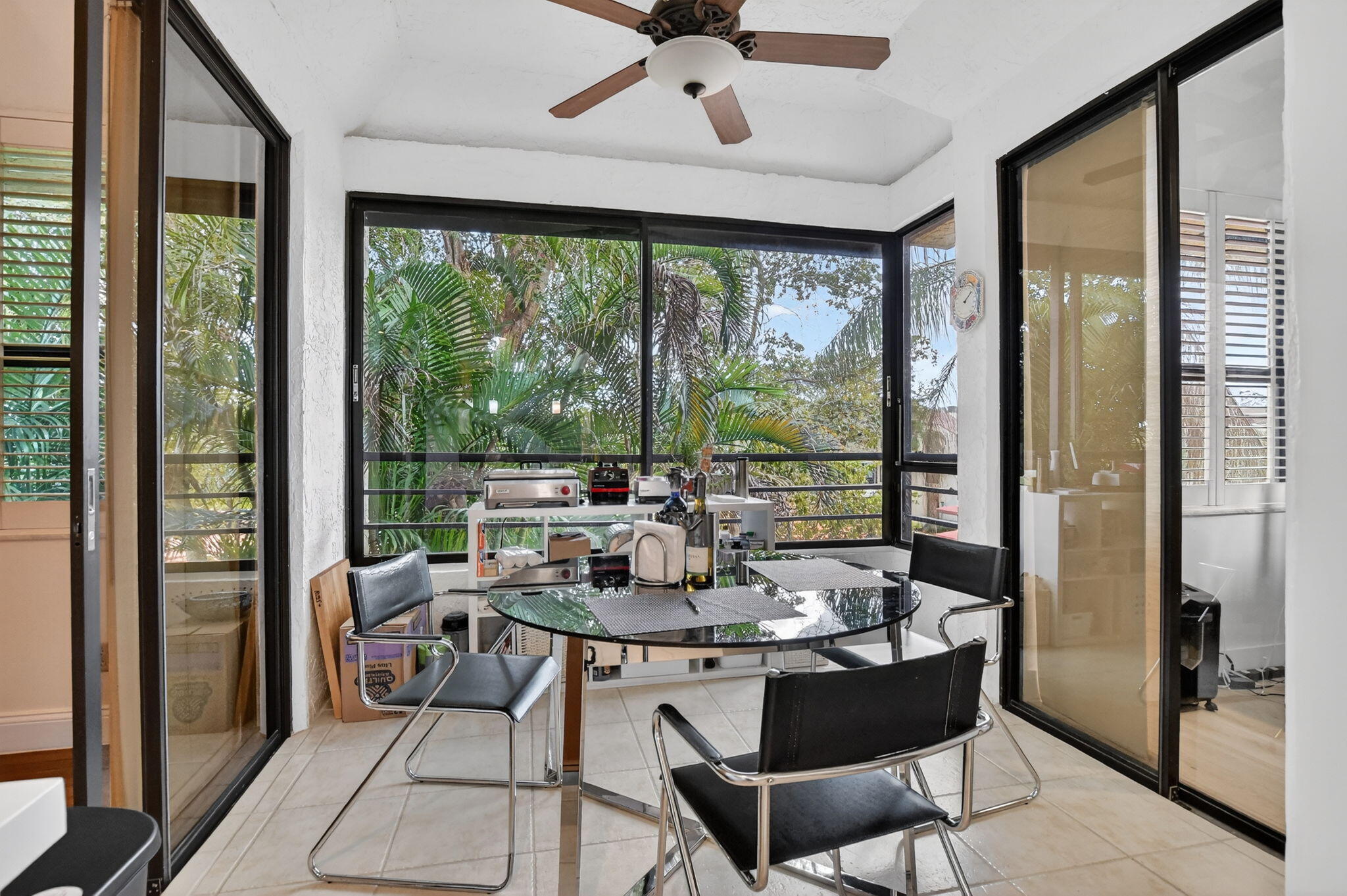 7535 La Paz Boulevard, Unit 301 Boca Raton, FL 33433 - Photo 18 of 45 breakfast area