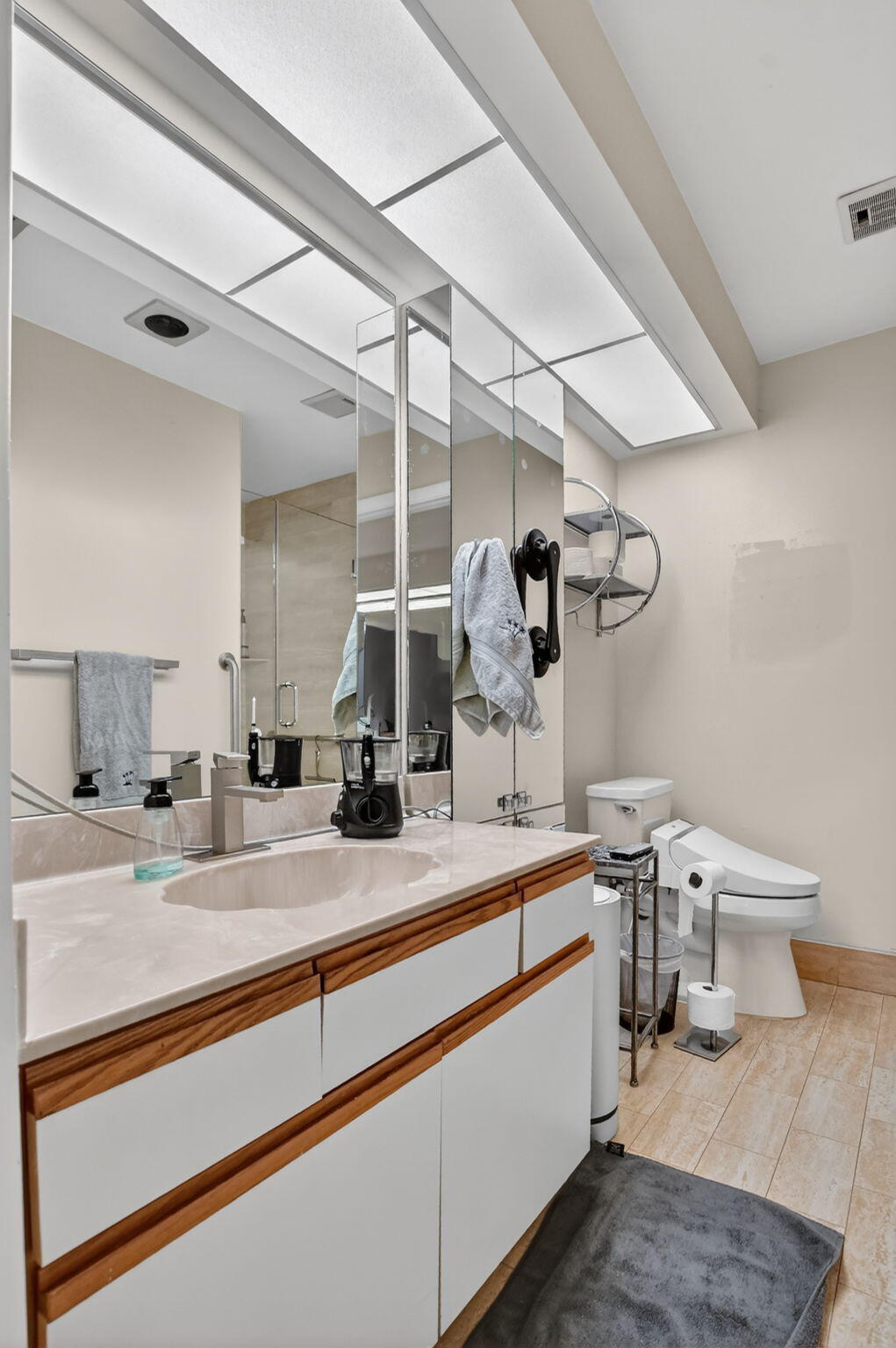 7535 La Paz Boulevard, Unit 301 Boca Raton, FL 33433 - Photo 25 of 45 master bath