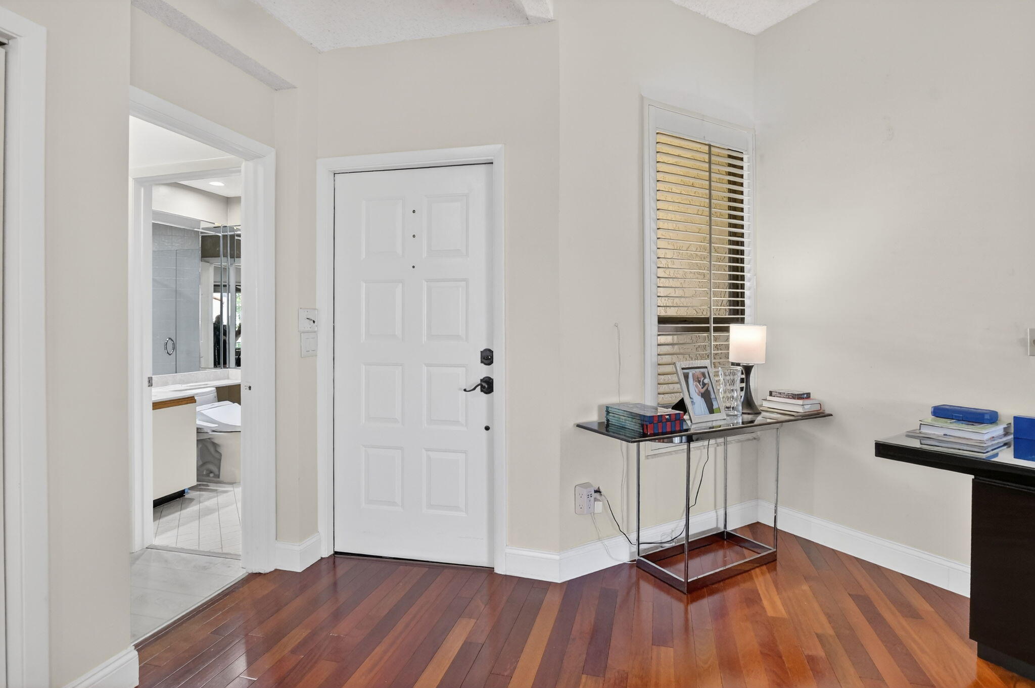 7535 La Paz Boulevard, Unit 301 Boca Raton, FL 33433 - Photo 3 of 45 Foyer