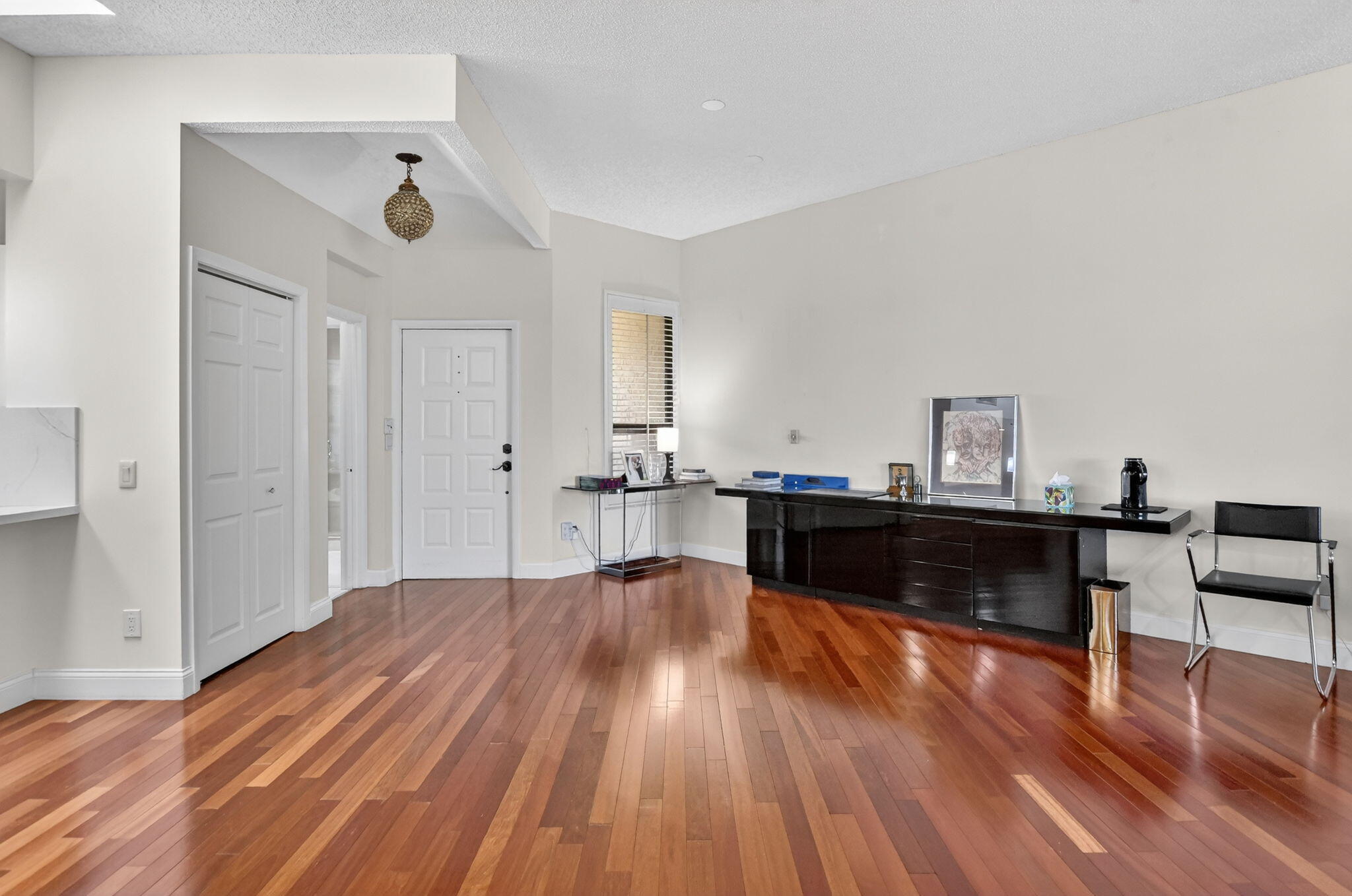 7535 La Paz Boulevard, Unit 301 Boca Raton, FL 33433 - Photo 9 of 45 dining room